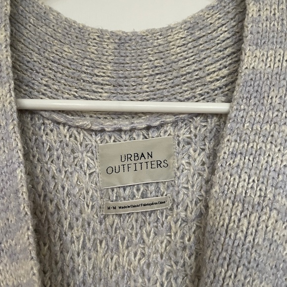 ⚡️ Urban Outfitters Chunky Knit Cardigan - Picture 2 of 2